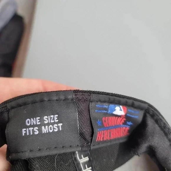 New Era MLB Boston Red Sox The League 9FORTY Adjustable Black Cap OS - Picture 7 of 7